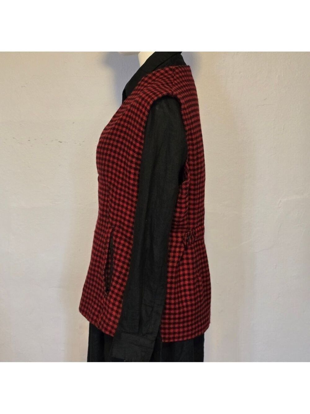Vintage Women's Red Buffalo Check Fitted Wool Blend Vest wirh Pockets Size L - Picture 4 of 10